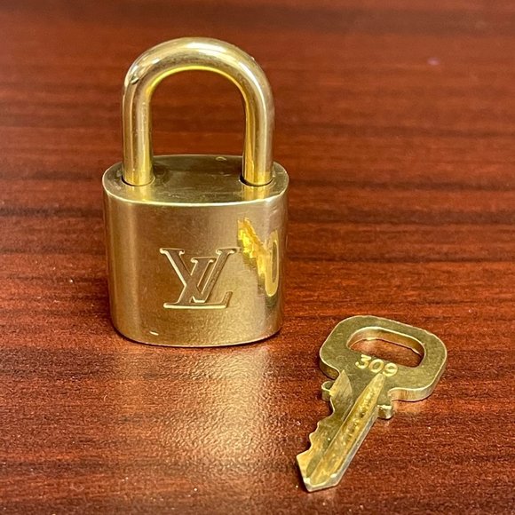 Louis Vuitton Cadena Brass Padlock & Key #309 - Picture 1 of 5